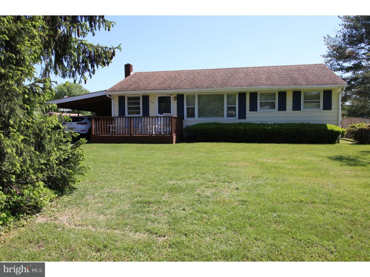 22 Nestler Road Bridgeton, NJ 08302 - Photo 1 of 14 a front view of a house with yard and green space