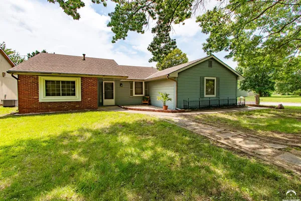 $259,900 | 2475 Brookside Drive, Lawrence, KS 66047