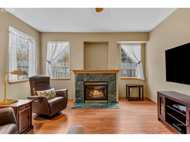 $425,000 | 17146 Southeast 23rd Drive, Unit 21, Vancouver, WA 98683