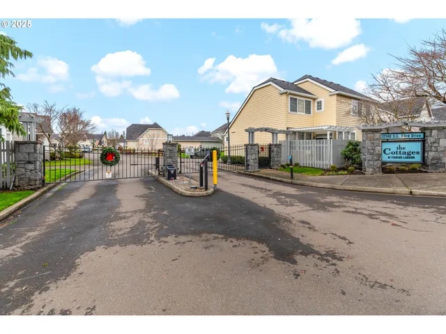 $425,000 | 17146 Southeast 23rd Drive, Unit 21, Vancouver, WA 98683