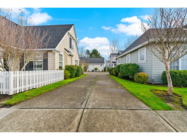 $425,000 | 17146 Southeast 23rd Drive, Unit 21, Vancouver, WA 98683