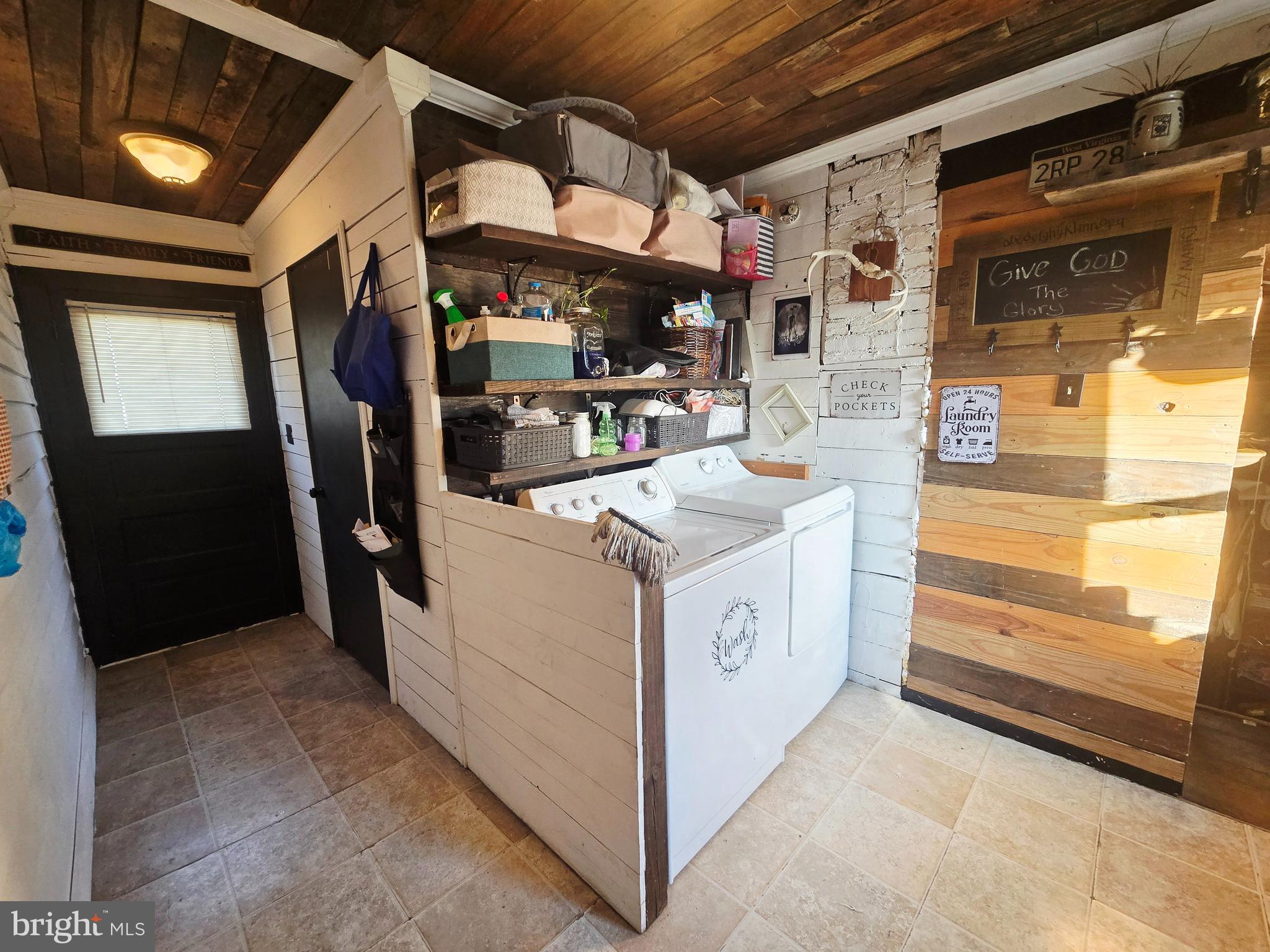 326 Locust Street Franklin, WV 26807 - Photo 26 of 35