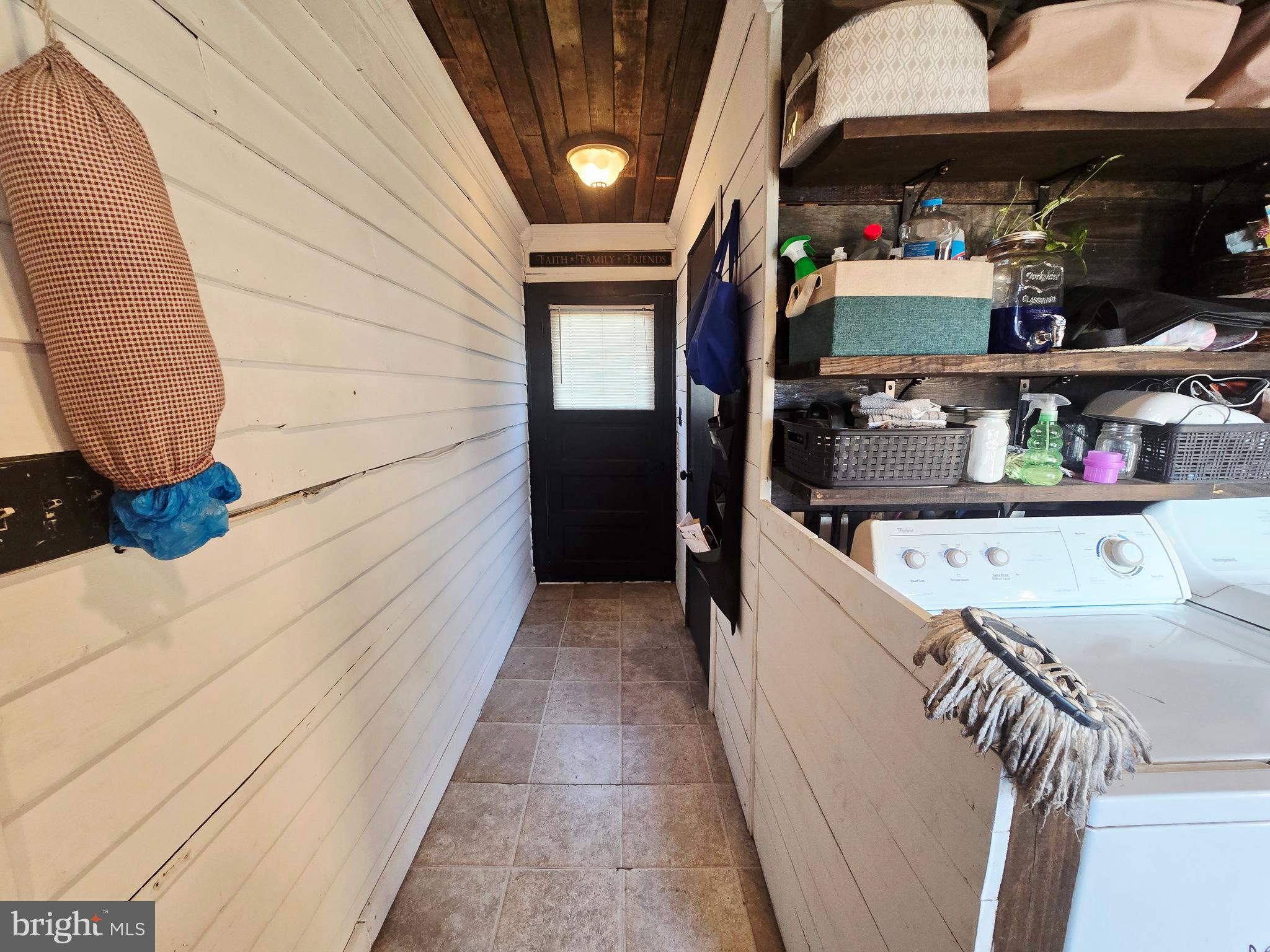326 Locust Street Franklin, WV 26807 - Photo 27 of 35