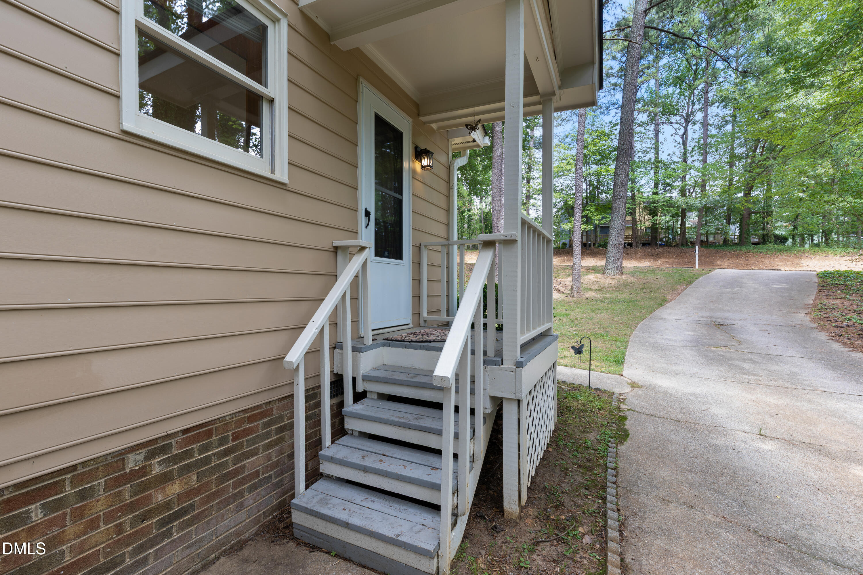 5613 Old Towne Road Raleigh, NC 27612 - Photo 28 of 33 036 (1)