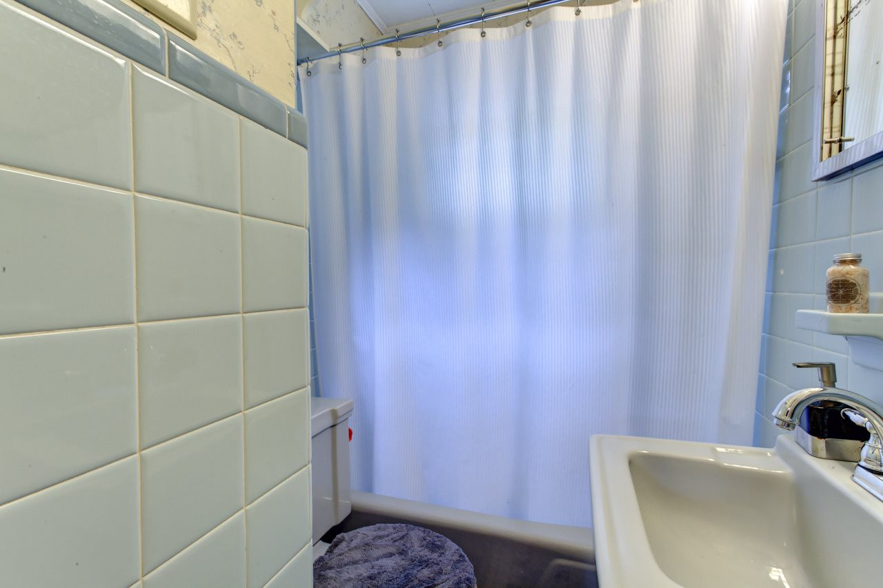 323 Furches Street Raleigh, NC 27607 - Photo 17 of 24 Photo 17