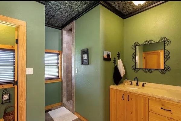 $995,000 | 265 Shalako Drive, Kerrville, TX 78028