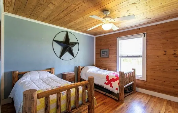 $995,000 | 265 Shalako Drive, Kerrville, TX 78028