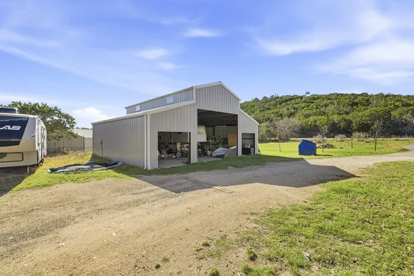 $995,000 | 265 Shalako Drive, Kerrville, TX 78028