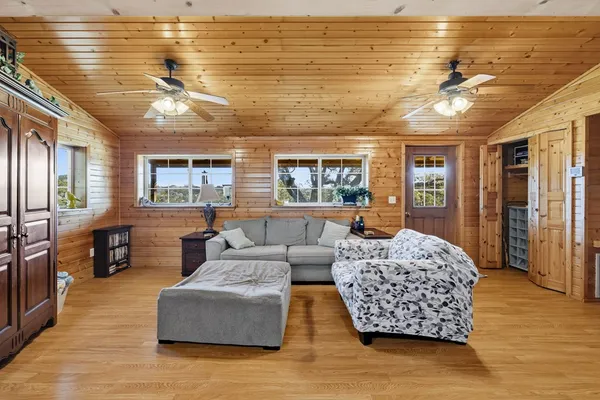 $995,000 | 265 Shalako Drive, Kerrville, TX 78028