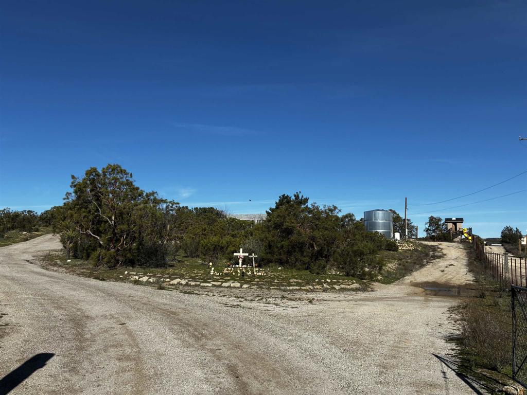 770 Tierra Del Sol Road Boulevard, CA 91905 - Photo 23 of 33