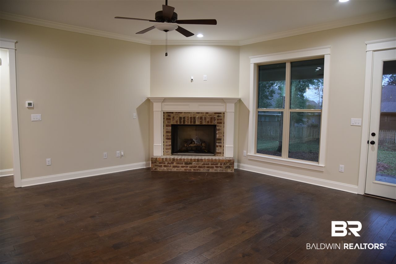 233 Garrison Boulevard Fairhope, AL 36532 - Photo 9 of 37
