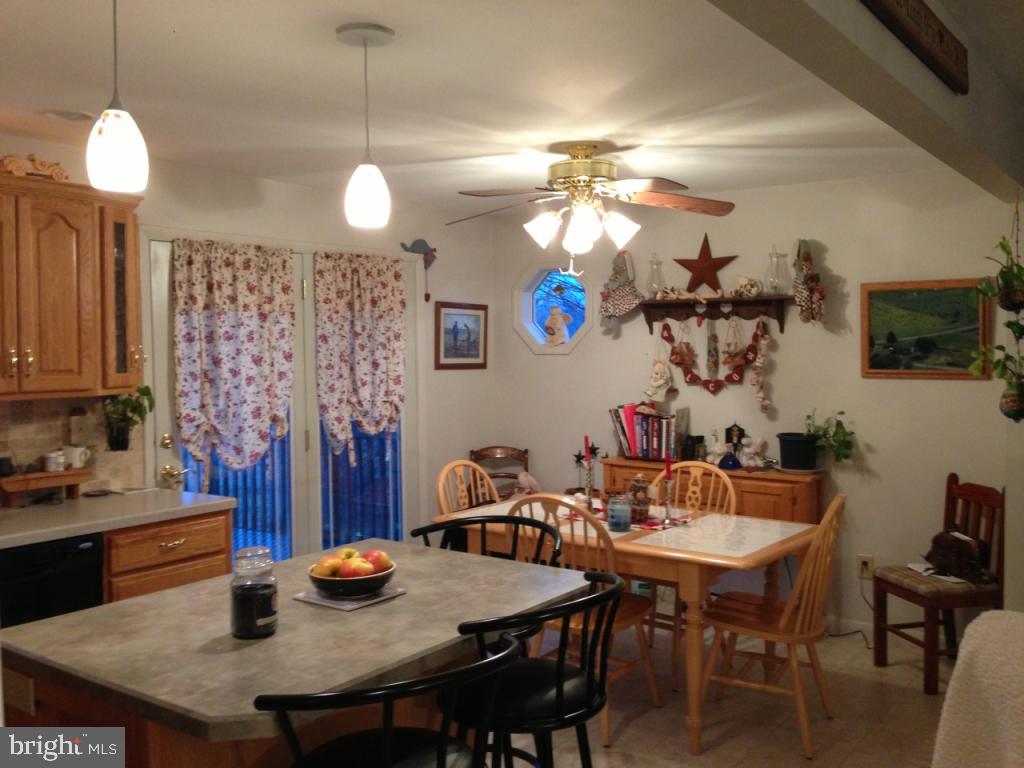 2479 Wisgarver Road Manheim, PA 17545 - Photo 5 of 22