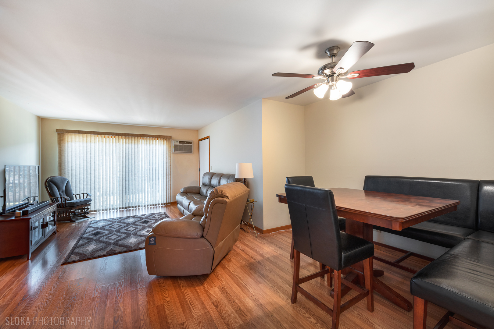 99 East Dundee Road, Unit 2N Wheeling, IL 60090 - Photo 3 of 15