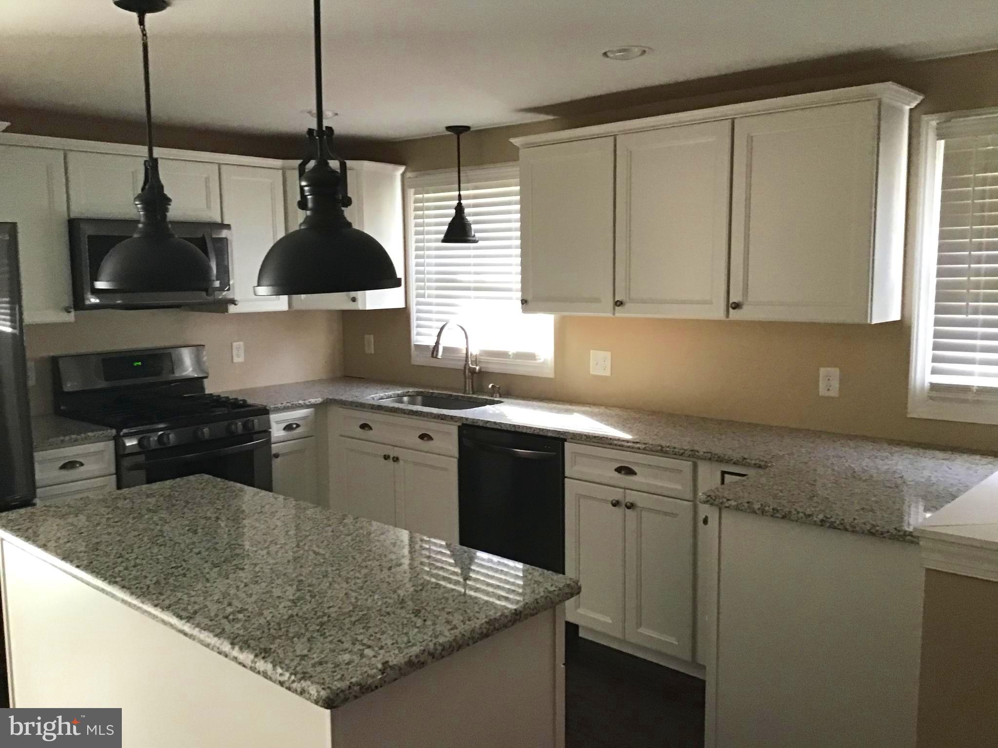 1774 Manor Road Windsor, PA 17366 - Photo 6 of 36