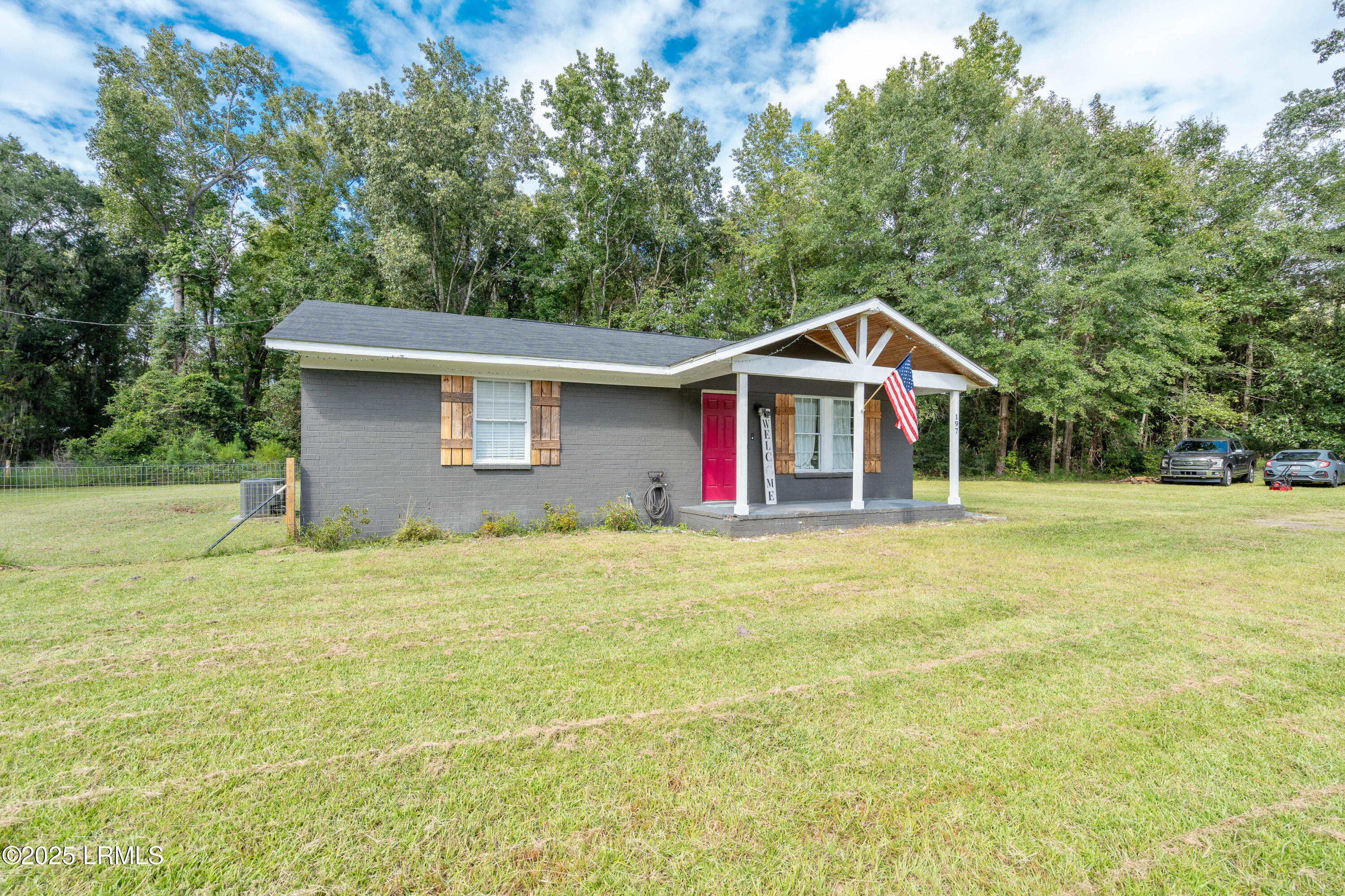 197 Johnson Road Sheldon, SC 29940 - Photo 23 of 31 197 Johnson-4