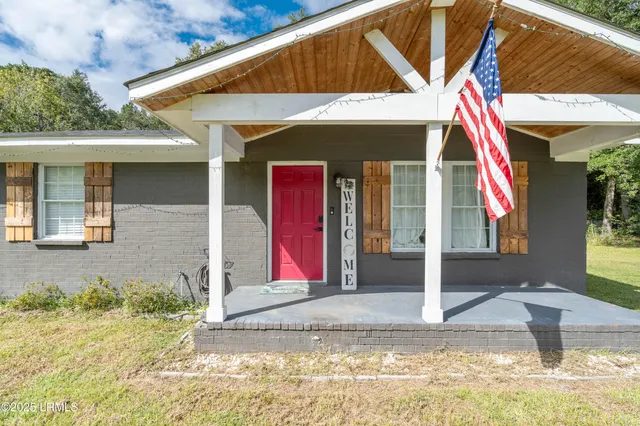 $260,000 | 197 Johnson Road, Sheldon, SC 29940