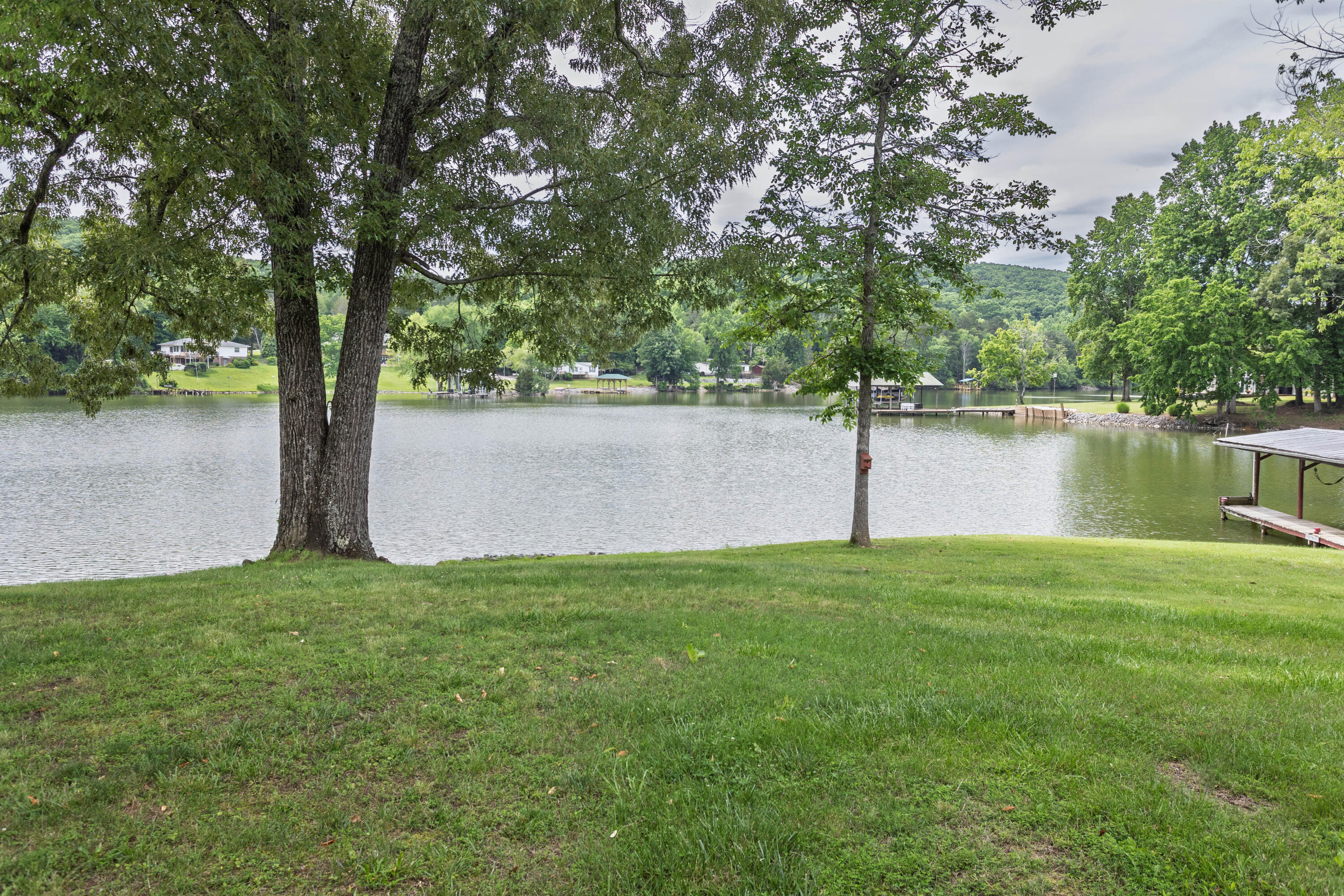 246 Howell Drive Spring City, TN 37381 - Photo 5 of 46 36