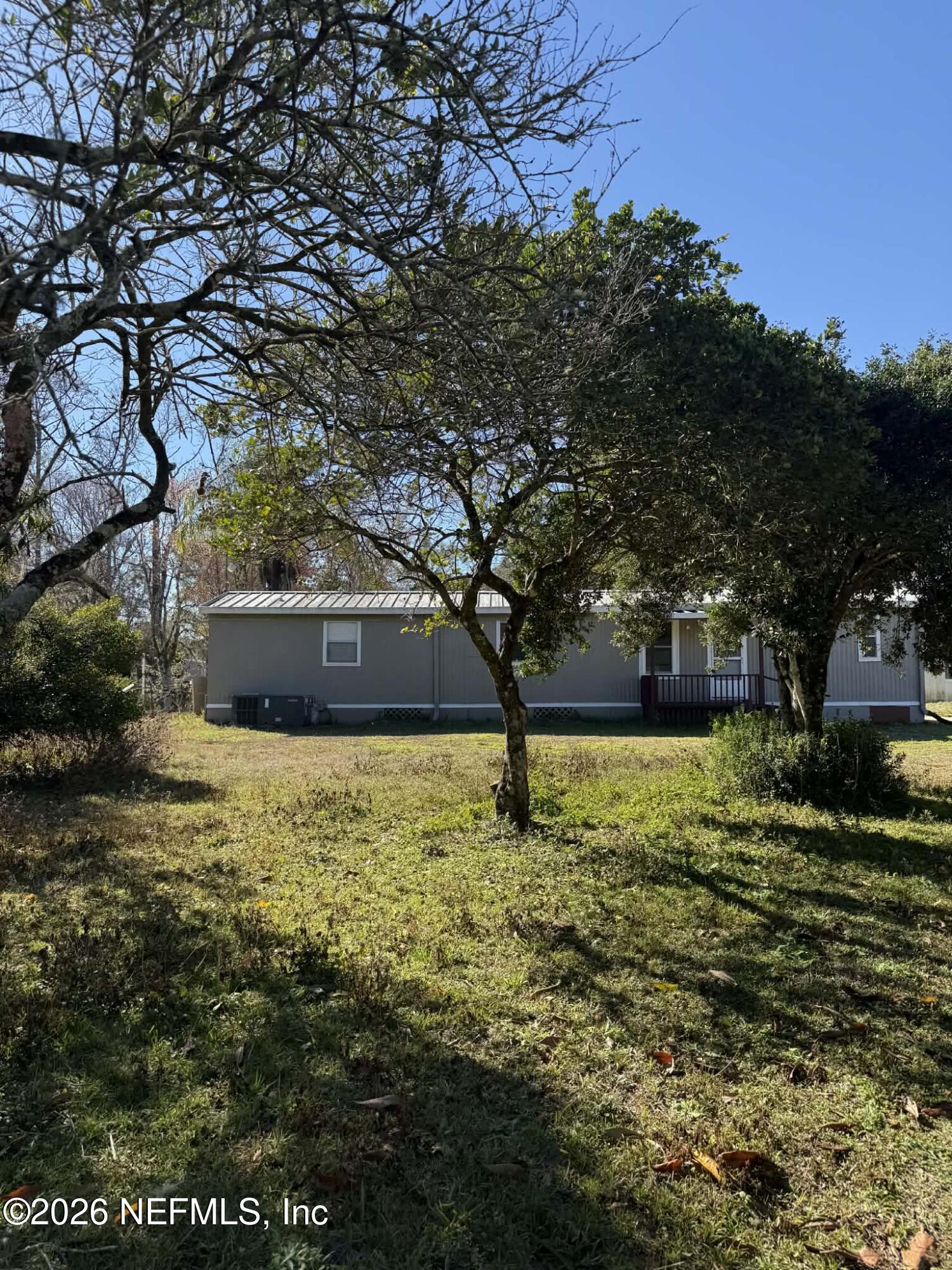 133 Sportsman Road Satsuma, FL 32189 - Photo 5 of 48 Front