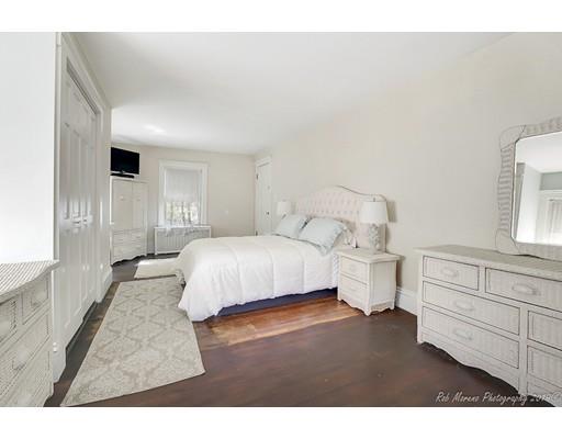 14 Overlook Road Wakefield, MA 01880 - Photo 16 of 28 a bedroom with a bed and window