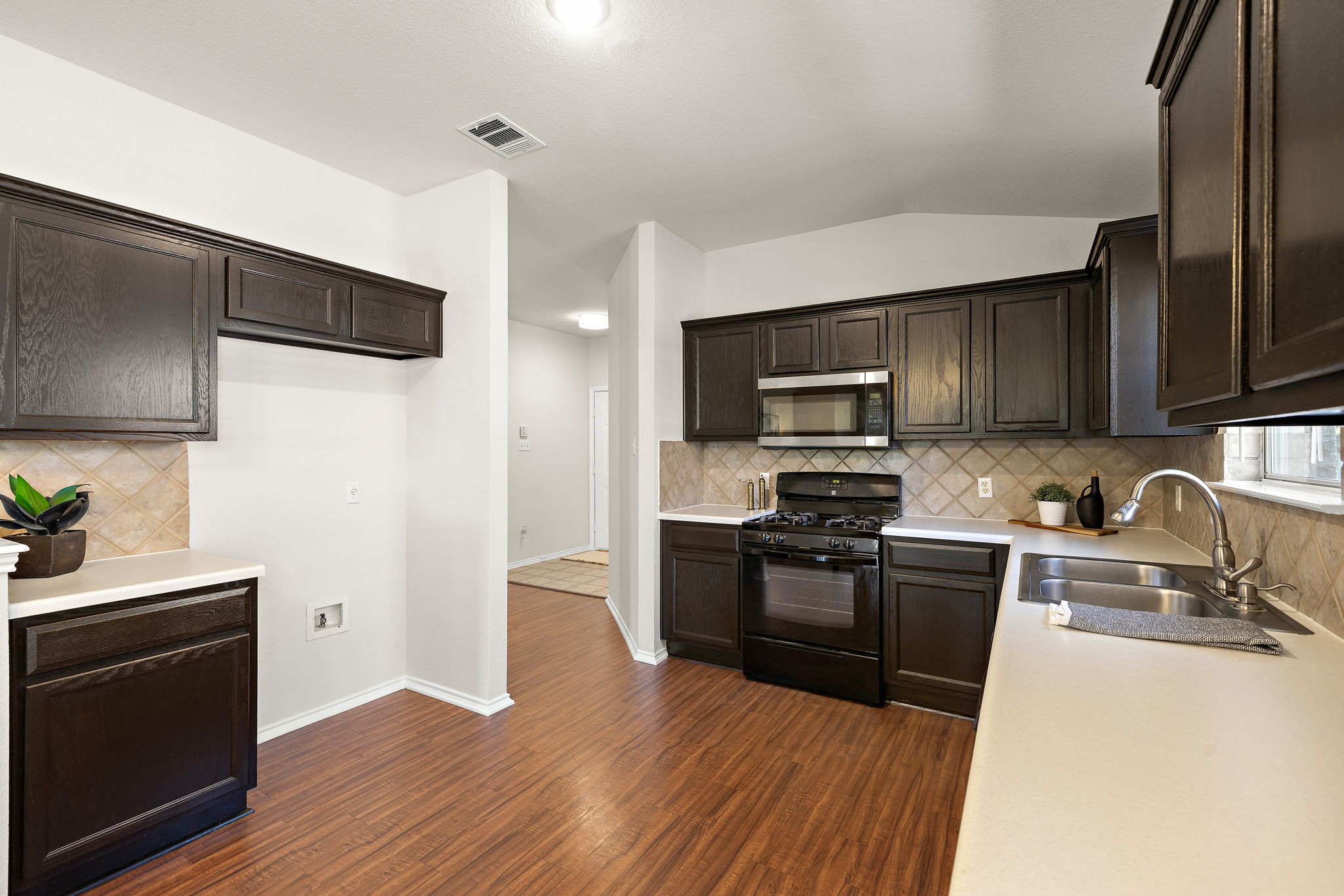 521 Fort Thomas Place Round Rock, TX 78664 - Photo 9 of 26