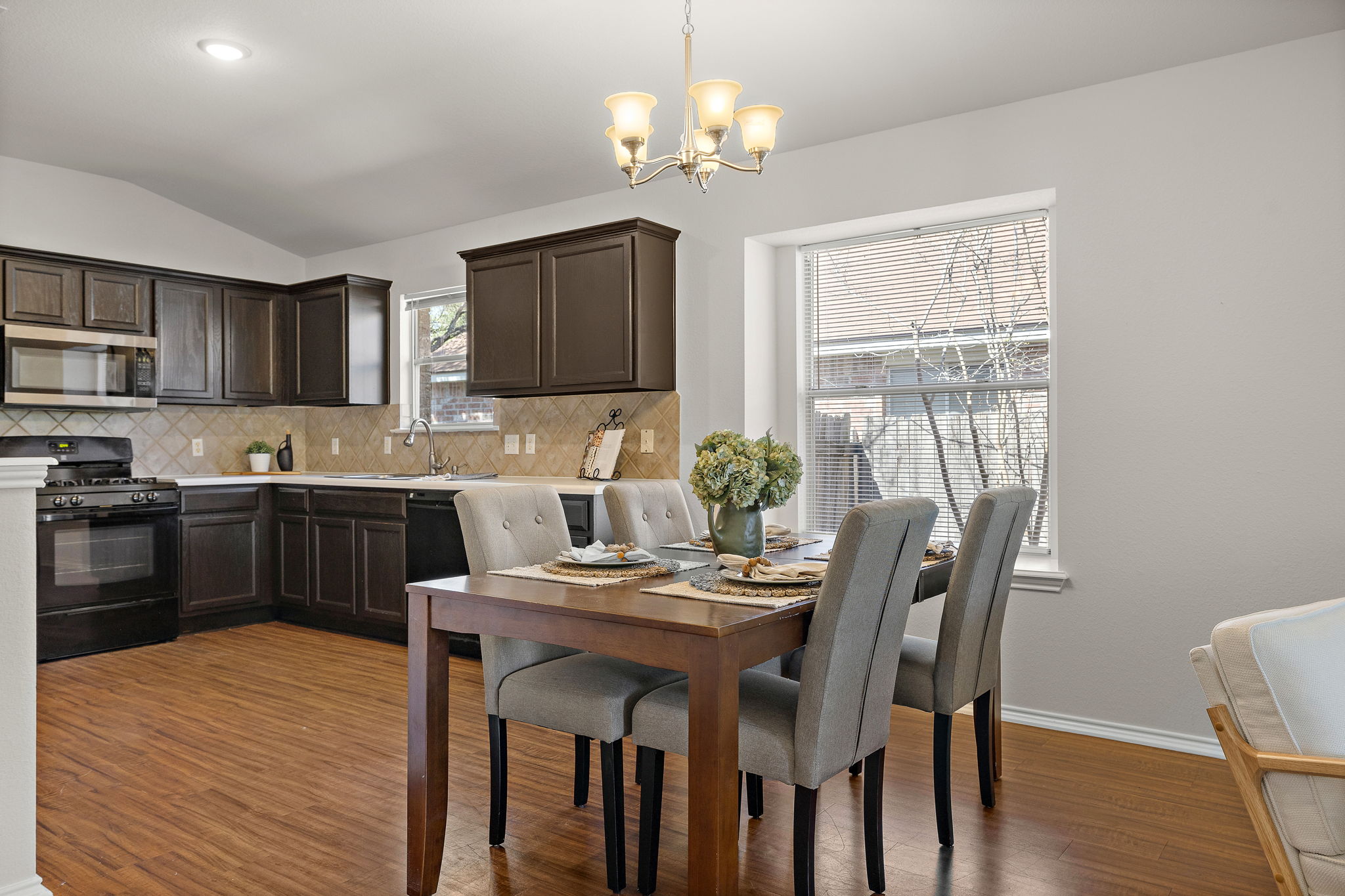 521 Fort Thomas Place Round Rock, TX 78664 - Photo 10 of 26