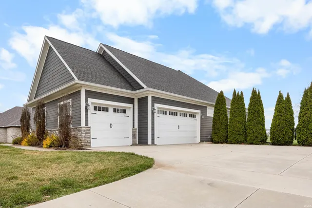$799,999 | 1062 North Admirals Pointe Drive, Lafayette, IN 47909