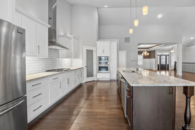 $799,999 | 1062 North Admirals Pointe Drive, Lafayette, IN 47909