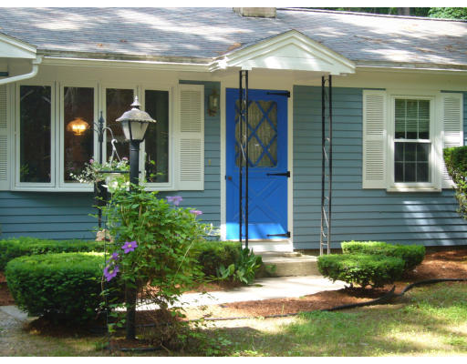 44 Pine Ridge Road Westford, MA 01886 - Photo 2 of 11 Gallery Image 2