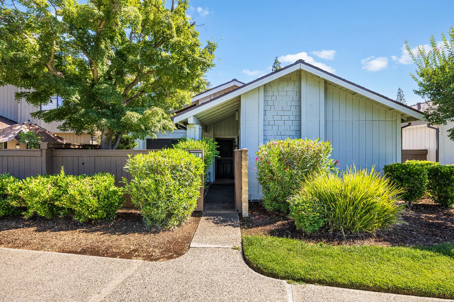 122 East Ranch Road Sacramento, CA 95825 - Photo 1 of 1 Gallery Image 1