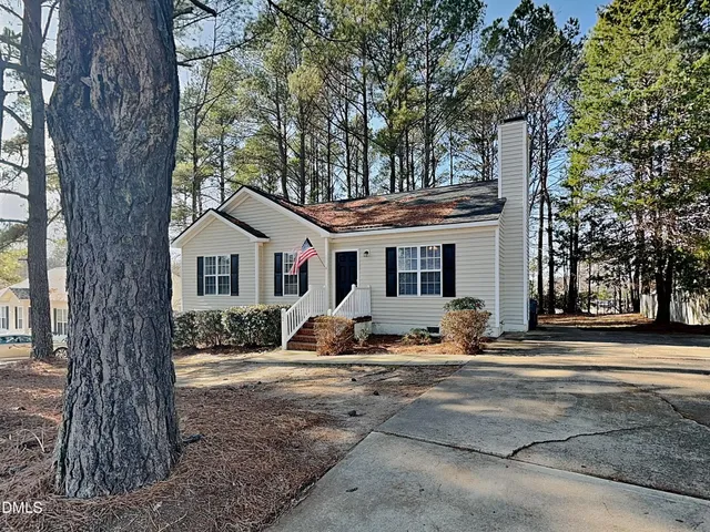 $1,719 | 812 Danley Lane, Knightdale, NC 27545