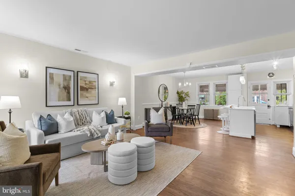 $300,000 | 30 South Prospect Avenue, Catonsville, MD 21228
