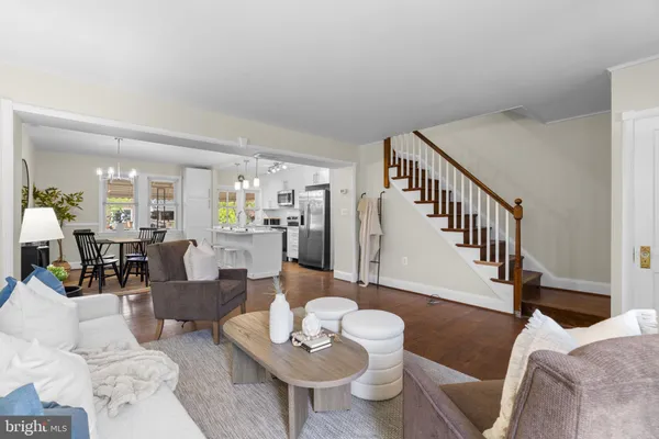 $300,000 | 30 South Prospect Avenue, Catonsville, MD 21228