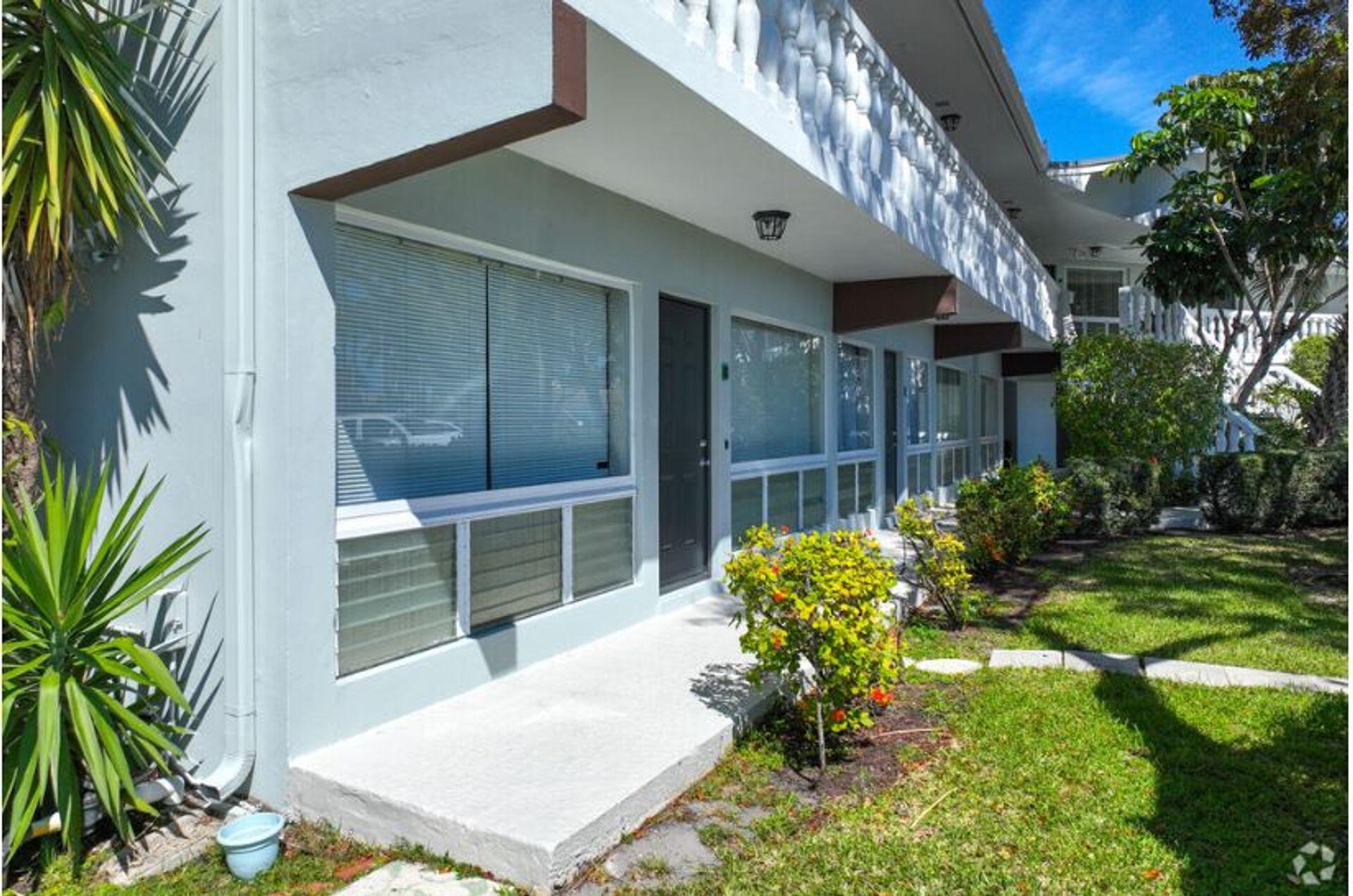 811 Southeast 22nd Avenue, Unit 12 Pompano Beach, FL 33062 - Photo 24 of 25