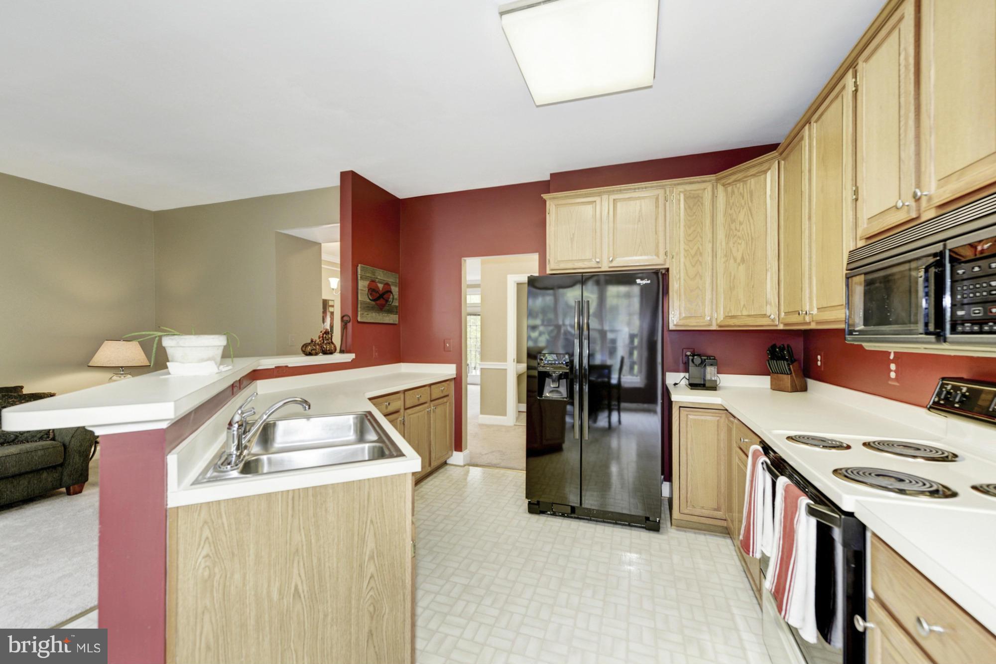 1330 Sundial Drive Reston, VA 20194 - Photo 13 of 30 Kitchen