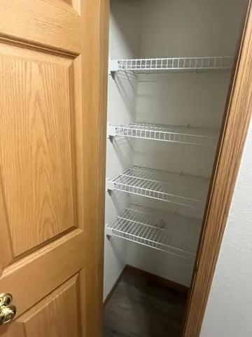 $189,899 | 1321 Lake Drive West, Unit 203, Chanhassen, MN 55317