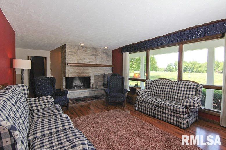 15804 Rte 84 North East Moline, IL 61244 - Photo 21 of 24 Gallery Image 21