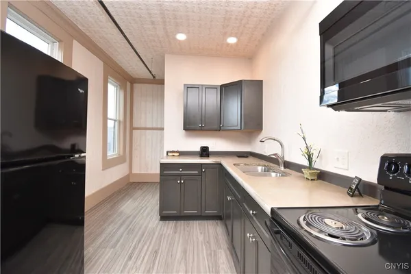 $1,450 | 152 Court Watertown Ny 13601, Unit 5, Watertown, NY 13601