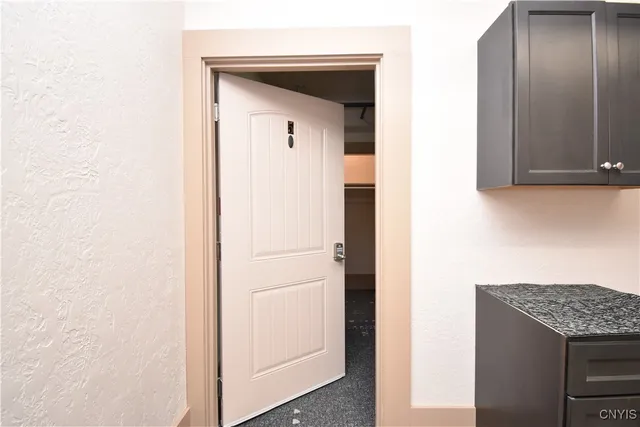 $1,450 | 152 Court Watertown Ny 13601, Unit 5, Watertown, NY 13601