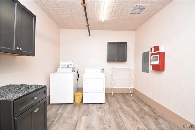 $1,450 | 152 Court Watertown Ny 13601, Unit 5, Watertown, NY 13601