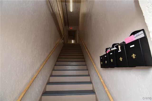 $1,450 | 152 Court Watertown Ny 13601, Unit 5, Watertown, NY 13601