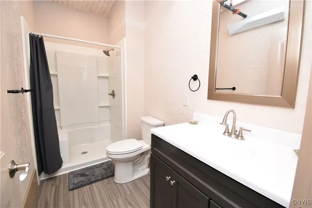 $1,450 | 152 Court Watertown Ny 13601, Unit 5, Watertown, NY 13601