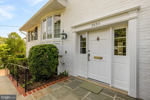 $1,675,000 | 3630 37th Street North, Arlington, VA 22207