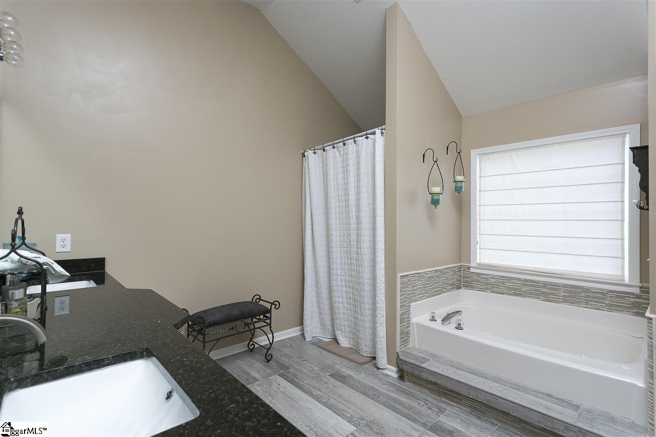 18 Collier Lane Greer, SC 29650 - Photo 16 of 29 Gallery Image 16