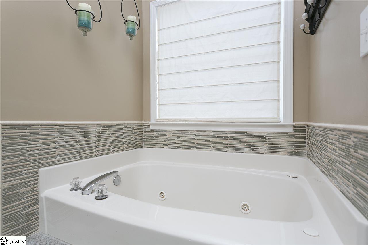 18 Collier Lane Greer, SC 29650 - Photo 17 of 29 Gallery Image 17