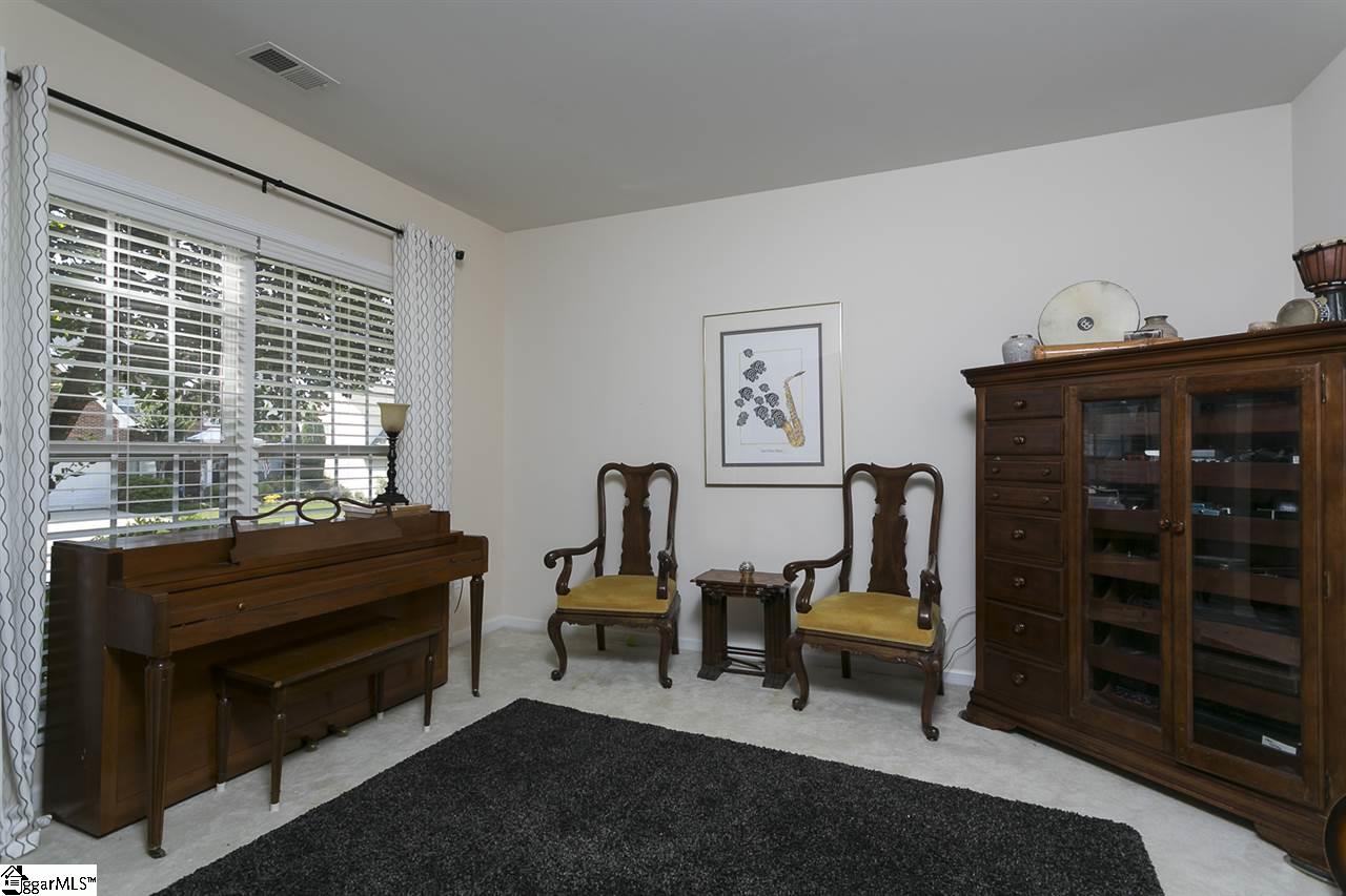18 Collier Lane Greer, SC 29650 - Photo 10 of 29 Gallery Image 10