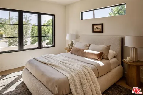 $1,895,000 | 3169 Garden Avenue, Los Angeles, CA 90039