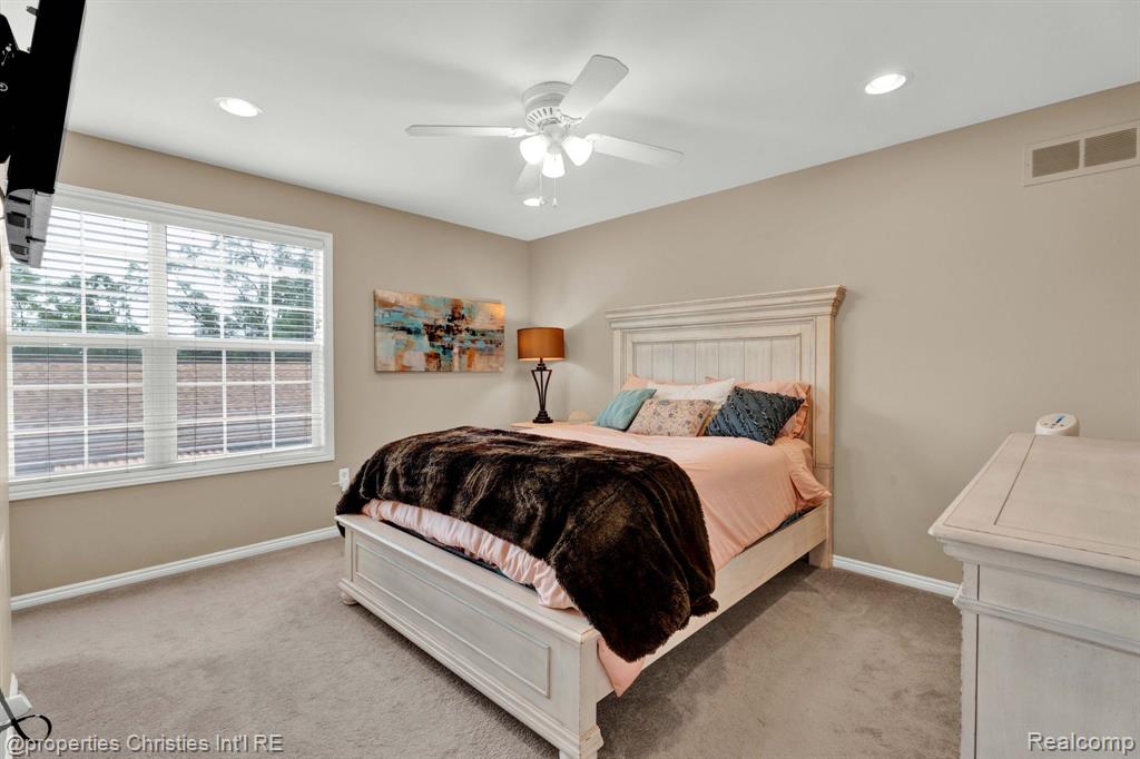 3813 Rochester Road Royal Oak, MI 48073 - Photo 26 of 37 Gallery Image 26