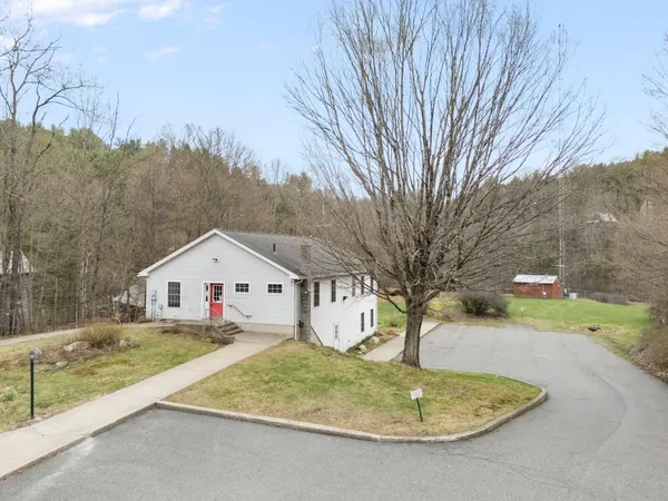 $349,900 | 458 Williams Street, Brattleboro, VT 05301