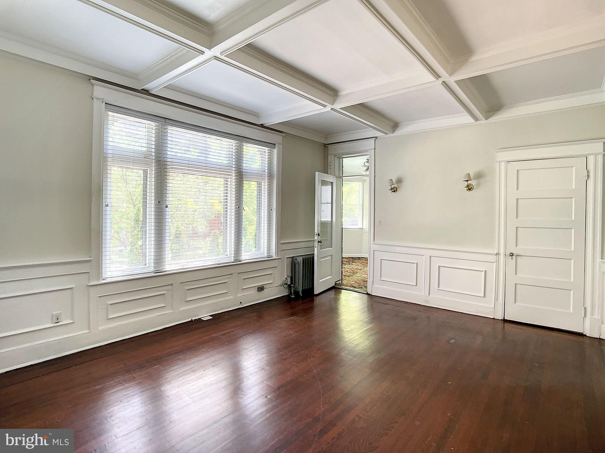 2850 27th Street Northwest Washington, DC 20008 - Photo 12 of 32 Main Level Living Area