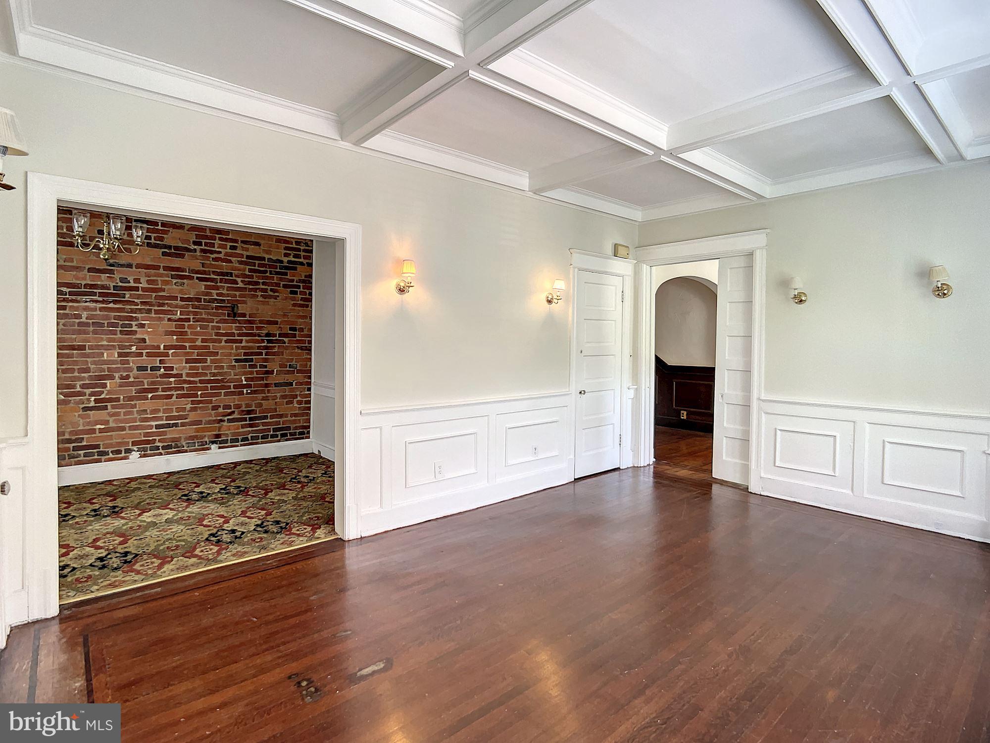 2850 27th Street Northwest Washington, DC 20008 - Photo 13 of 32 Main Level Living Area